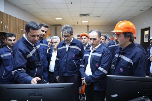 04 3 585x390 - بازدید مدیرعامل صندوق بازنشستگی کشوری از شرکت صبا فولاد خلیج فارس