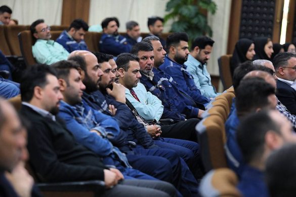 06 4 585x390 - به مناسبت ایام ماه مبارک رمضان برگزار شد؛ محفل اُنس با قرآن ویژه کارکنان شرکت فولاد خوزستان
