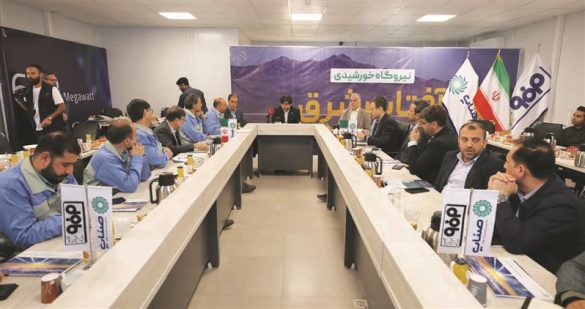 احداث بزرگترین نیروگاه خورشیدی کشور؛ گام بلند فولاد مبارکه برای تحقق فولاد سبز و پایداری انرژی 06 3 585x309 - احداث بزرگترین نیروگاه خورشیدی کشور؛ گام بلند فولاد مبارکه برای تحقق فولاد سبز و پایداری انرژی