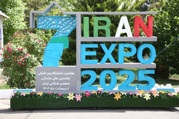 07 6 585x390 - از صف مشتریان خارجی در ایران اکسپو تا جذب سرمایه در نمایشگاه نفت: گام بلند پتروشیمی کرمانشاه