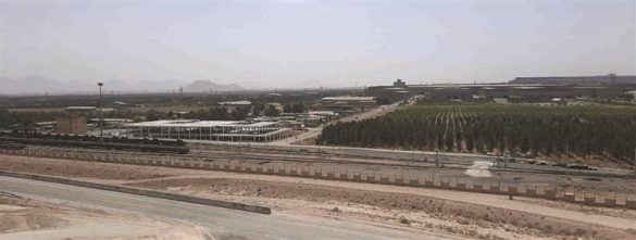 فولاد مبارکه 03 585x221 - توسعه فولاد مبارکه؛  10 هزار فرصت شغلی جدید ایجاد می&zwnj;کند