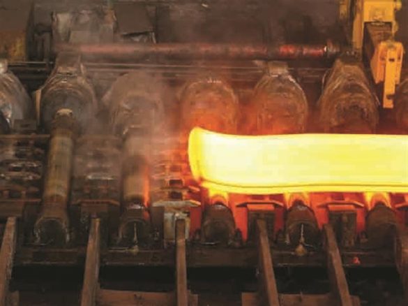 فولاد مبارکه 04 585x438 - توسعه فولاد مبارکه؛  10 هزار فرصت شغلی جدید ایجاد می&zwnj;کند